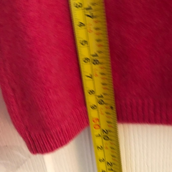 Cashmere Sutton Studio Pink V Neck Sweater sweater - Picture 8 of 9